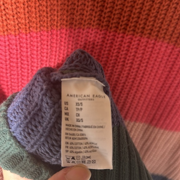 American Eagle sweater rainbow colourful size XS/S - Picture 3 of 3
